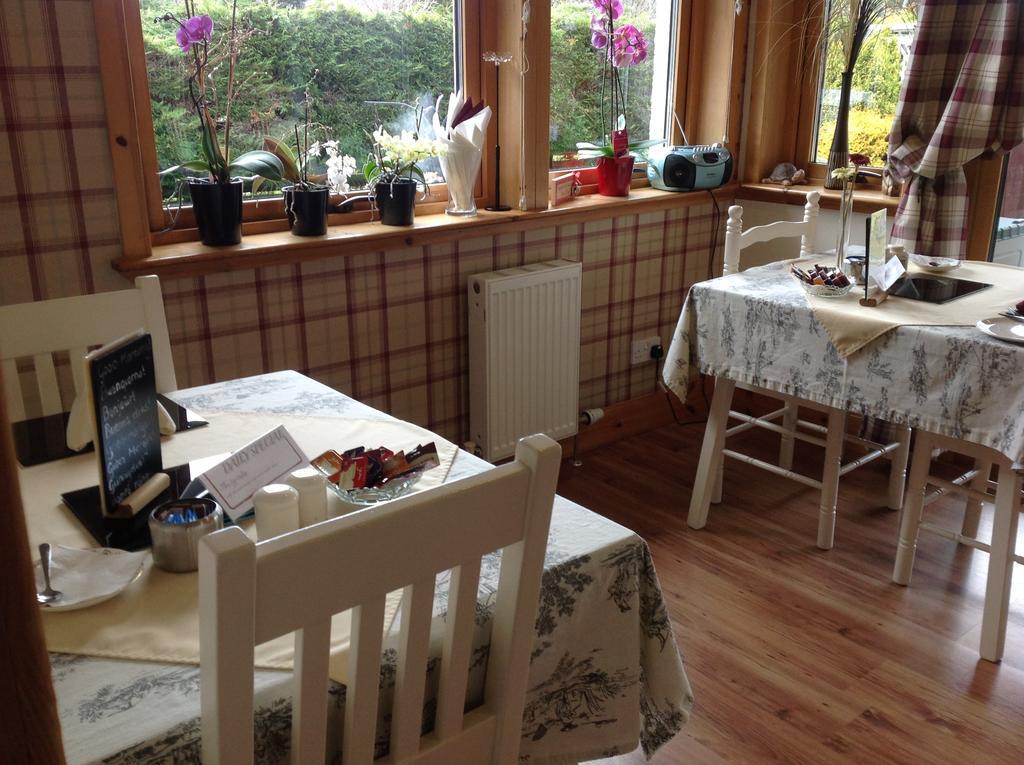 Dunroamin Bed And Breakfast Aviemore Exterior foto