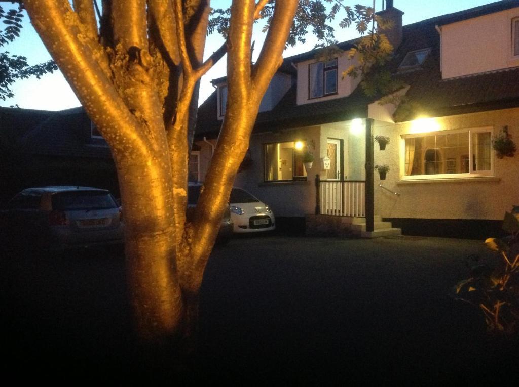 Dunroamin Bed And Breakfast Aviemore Exterior foto